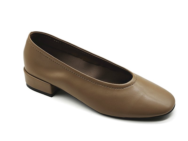 Minimalist Plain Leather Office Flats