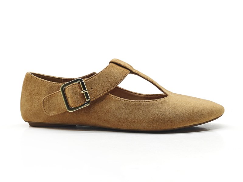 Ankle strap ballet pumps