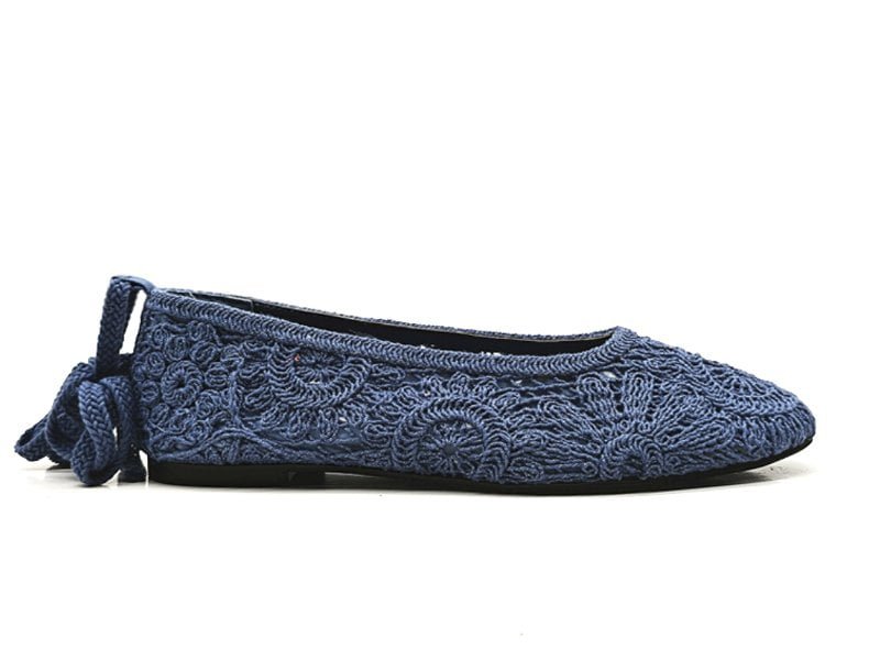 Hollow Crochet Lace Slip-on Flat Shoes